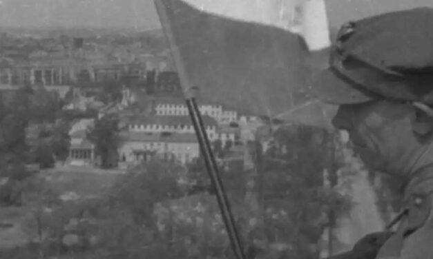Polska Flaga nad Berlinem